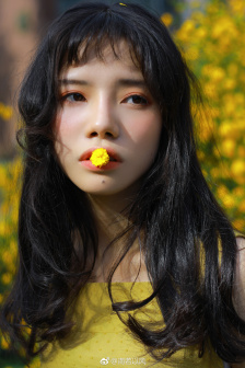 年轻的阿姨3在线观看